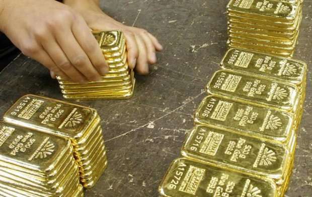 تثبیت قیمت طلا تحت تاثیر افزایش ارزش دلار آمریکا