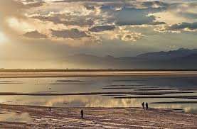برداشت شن از سواحل پارک ملی دریاچه ارومیه ممنوع شد