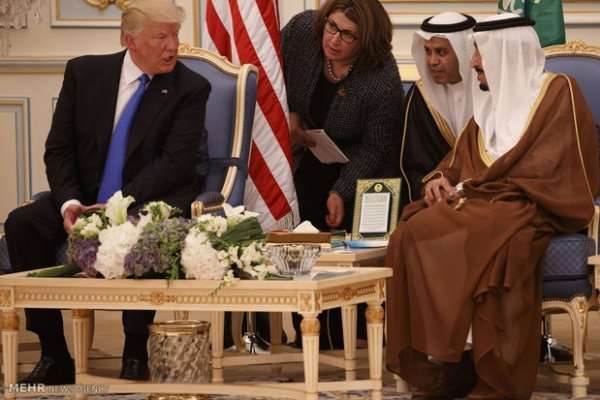 ترامپ هزینه های نظامی آمریکا در خاورمیانه را از سران ریاض پس گرفت