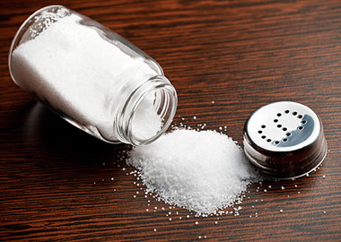 8 ادویه که می تواند جایگزین نمک شود