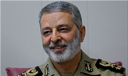 فرمانده کل ارتش نابودی داعش را تبریک گفت