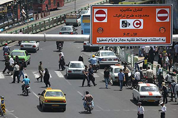 موافقت اکثریت شهروندان تهرانی با طرح ترافیک جدید/ امیدواری عمومی به کاهش آلودگی هوا