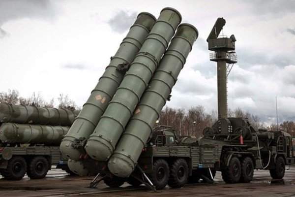 اقدام ترکیه در خرید سامانه موشکی از روسیه تهدیدی برای ناتو است