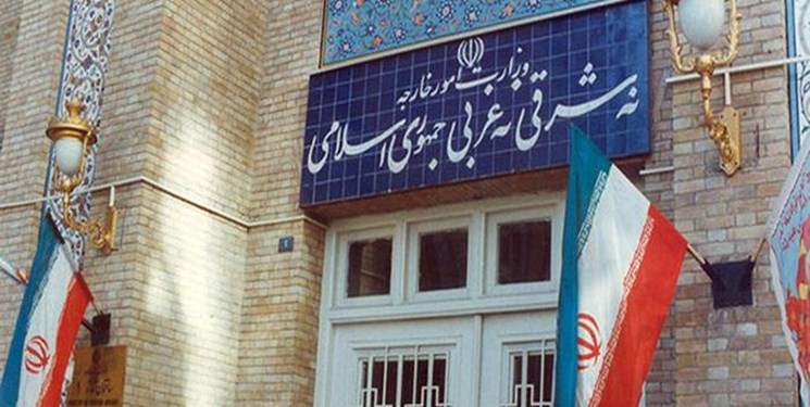 وزارت خارجه ایران مذاکره با آمریکا در یکی از کشورهای همسایه را تکذیب کرد