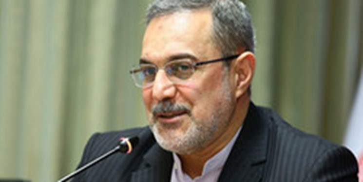 وزیر آموزش و پرورش در جمع خبرنگاران: کودکان هنوز با عروسک‌های ایرانی انس پیدا نکرده‌اند