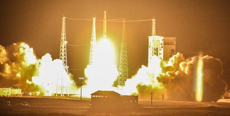 ماهواره بر «سیمرغ»، ماهواره «پیام» را با موفقیت به فضا پرتاب کرد
