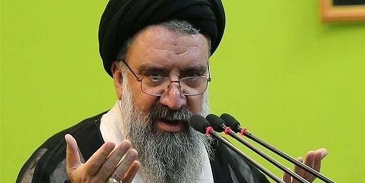 خطیب جمعه تهران: به یک آب‌نبات تلخ اروپایی‌ها قانع نباشید