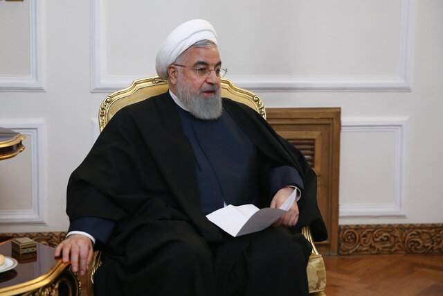 روحانی: باید خیال مردم از تیم ملی فوتبال راحت باشد