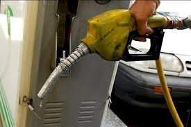 چرا نباید باک بنزین را کاملاً پر کرد