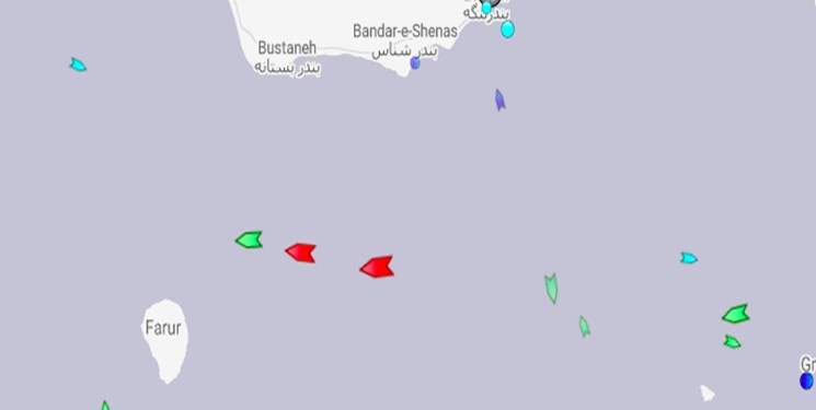 کشتی مصدر به مسیر خود در خلیج فارس بازگشت