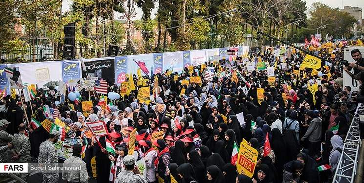 راهپیمایی ۱۳ آبان| اسارت ترامپ در تهران!/ سرلشکر موسوی: آمریکا با سرعت زیاد به سقوط نزدیک می‌شود