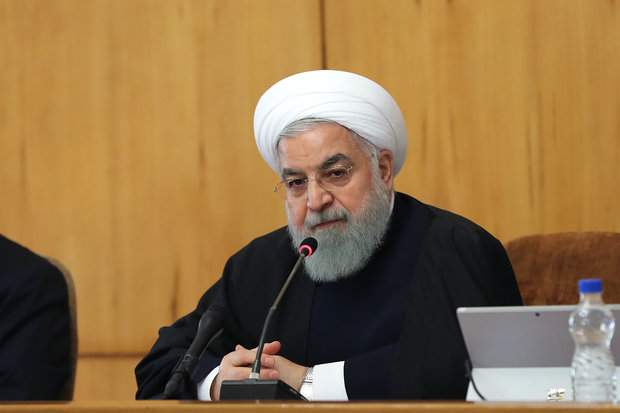 روحانی : اجاره‌ خانه زلزله‌زدگان را می‌دهیم