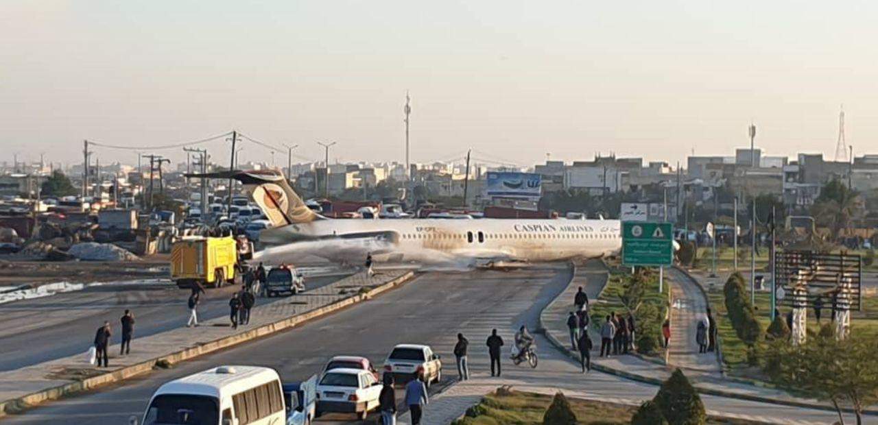 هواپیما تهران-بندرماهشهر از باندخارج شد