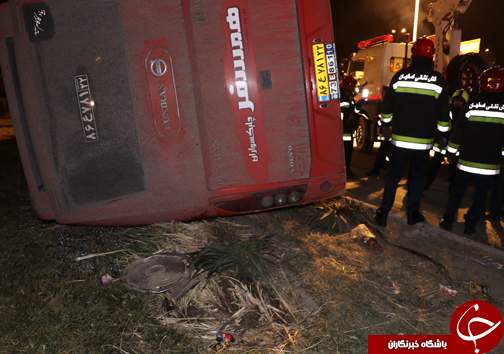 ۲۷ کشته و مصدوم در واژگونی اتوبوس اصفهان