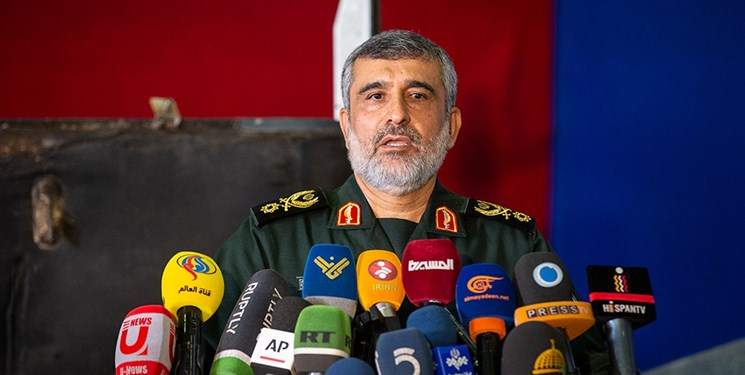 سردار حاجی‌زاده: به تمام کدها و فرکانس‌های پهپاد MQ-4 دست پیدا کرده‌ایم/ این هواپیما دیگر در برابر ایران کارایی ندارد