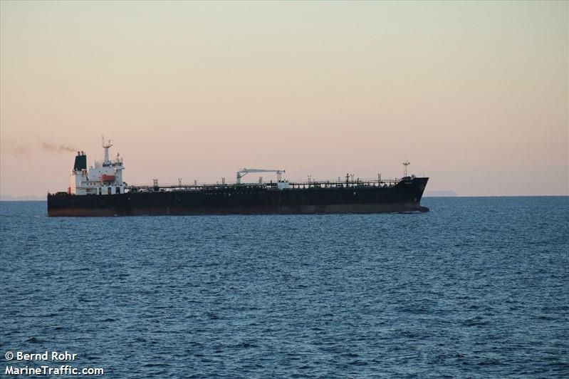 فردا اولین نفتکش بنزین ایران به ونزوئلا می رسد