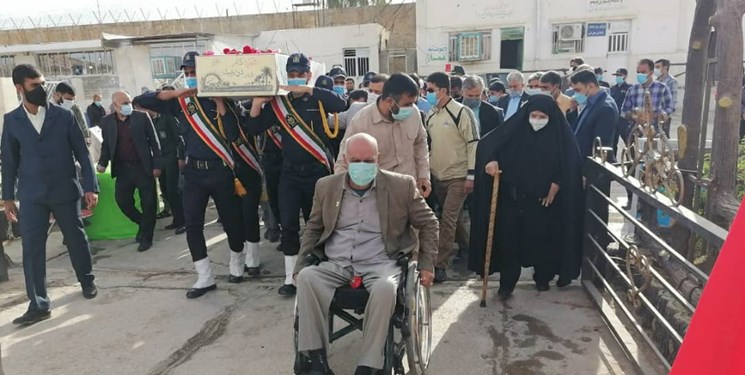 تشییع پیکر مطهر یک شهید گمنام در داراب