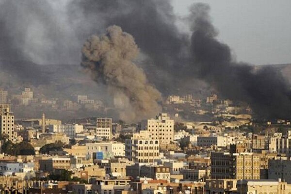 ساختمان پارلمان یمن در «صنعاء» توسط جنگنده‌های سعودی بمباران شد